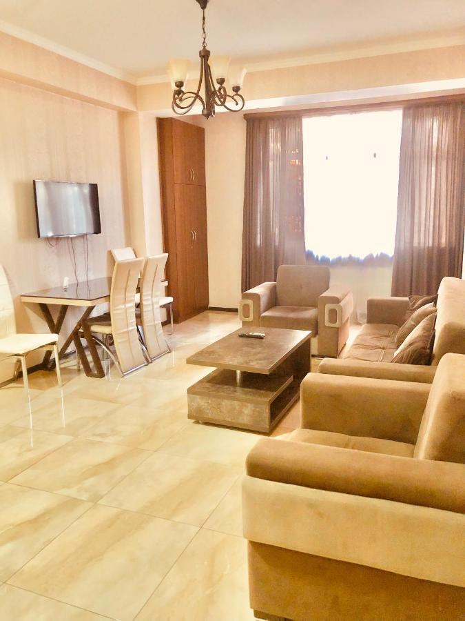 Mg Apartments In Tbilisi Bagian luar foto
