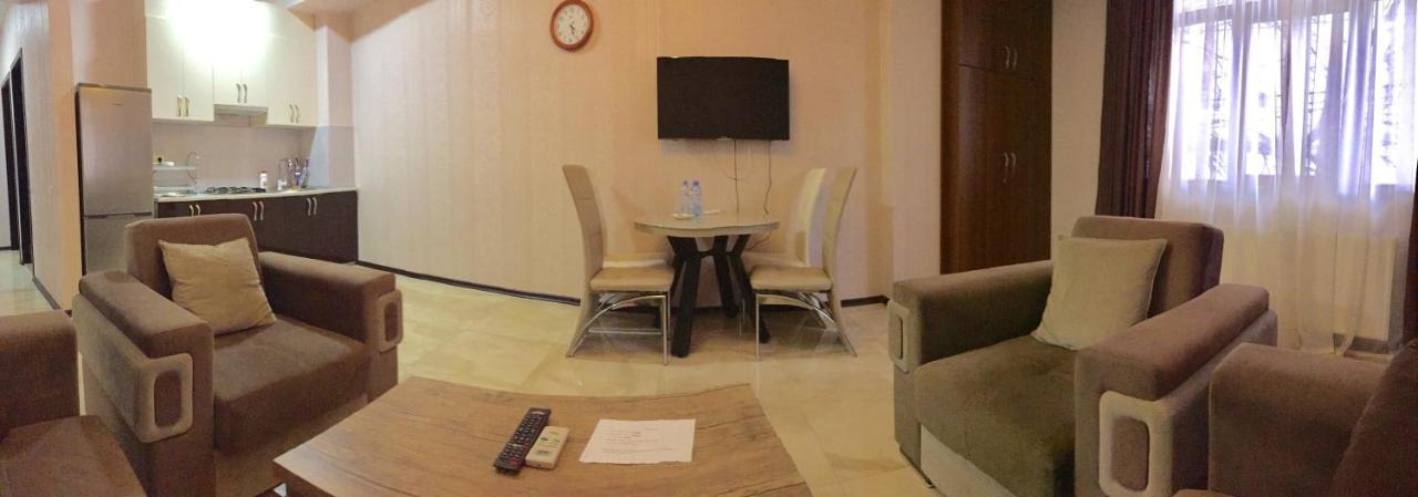 Mg Apartments In Tbilisi Bagian luar foto