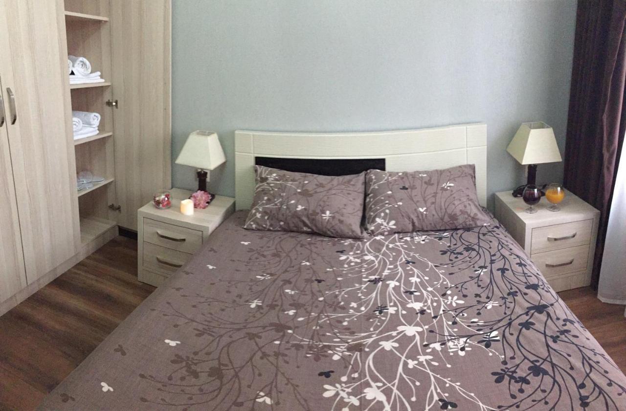 Mg Apartments In Tbilisi Bagian luar foto